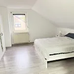 Apartment Helle Und Charmante Dachgeschosswohnung In Top-lage *