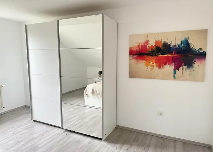 Apartamento Helle Und Charmante Dachgeschosswohnung In Top-lage