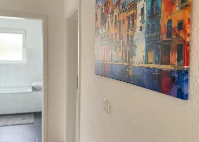Apartamento Helle Und Charmante Dachgeschosswohnung In Top-lage Bochum