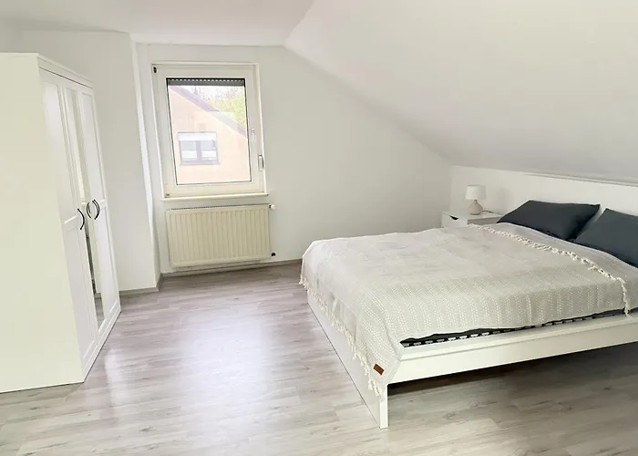 Apartamento Helle Und Charmante Dachgeschosswohnung In Top-lage *