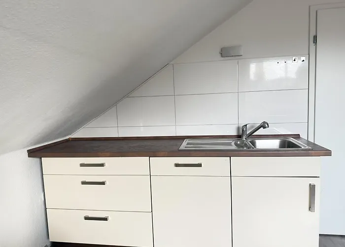 Helle Und Charmante Dachgeschosswohnung In Top-lage Apartamento *