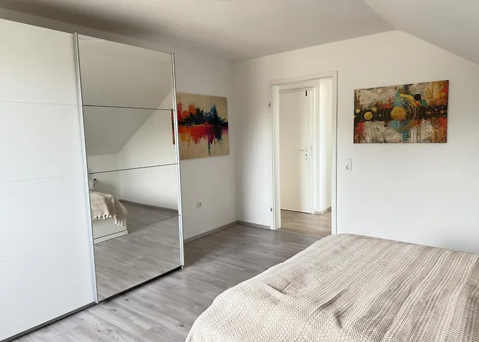 Helle Und Charmante Dachgeschosswohnung In Top-lage Bochum